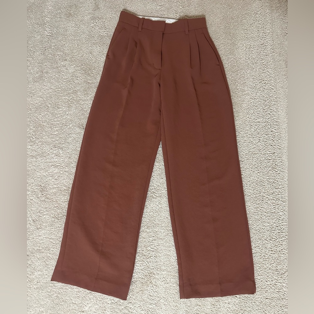 Aritzia Effortless Wildfred pants
